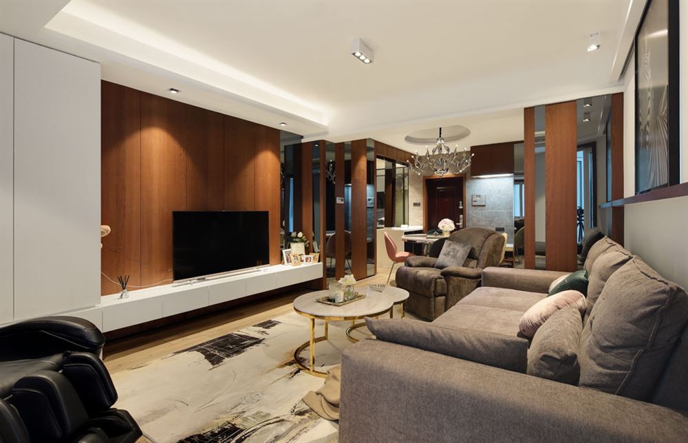 北海市金癸領海郡輕奢風格三居室裝修案例