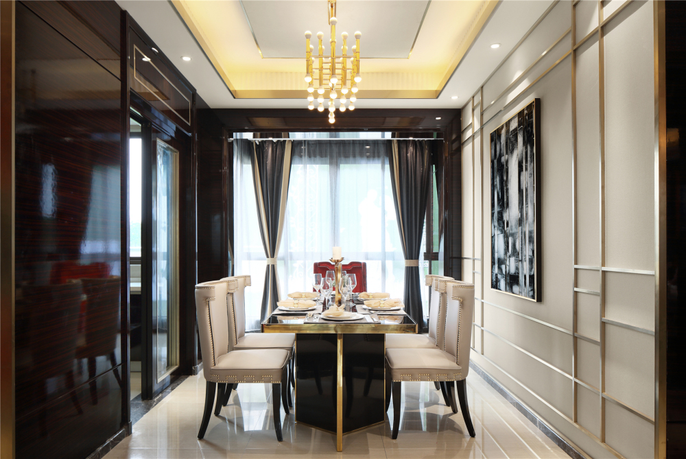 高調(diào)奢華歐式風格室內(nèi)家裝案例效果圖-餐廳
