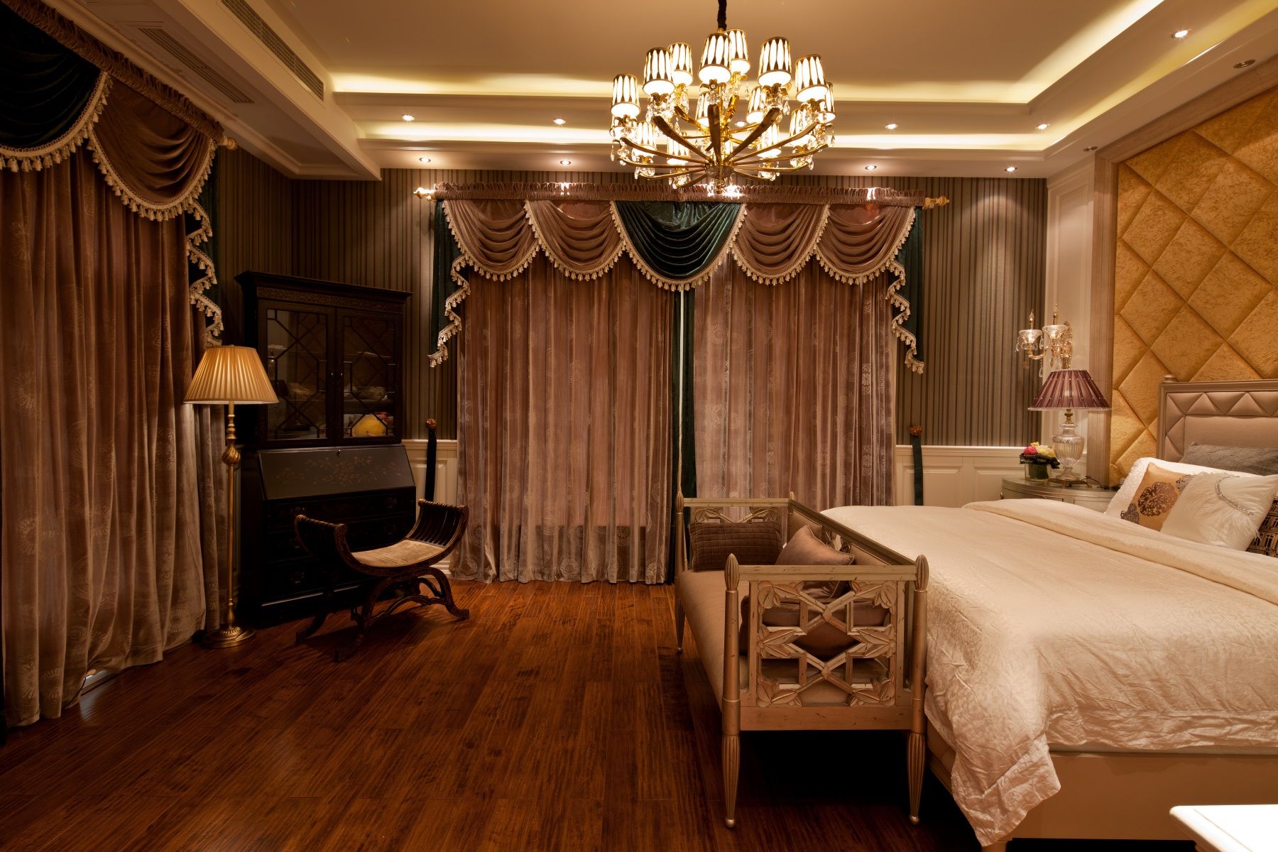 德陽市香港花園歐式風格別墅裝修案例