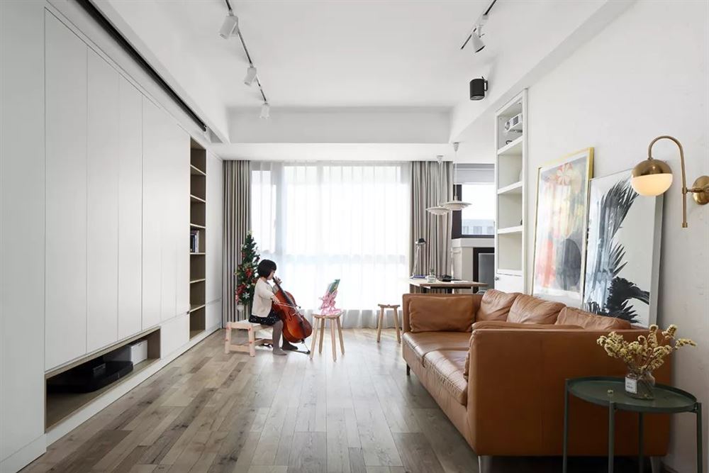 廣州市翡翠綠洲森林半島北歐風(fēng)格三居室裝修案例